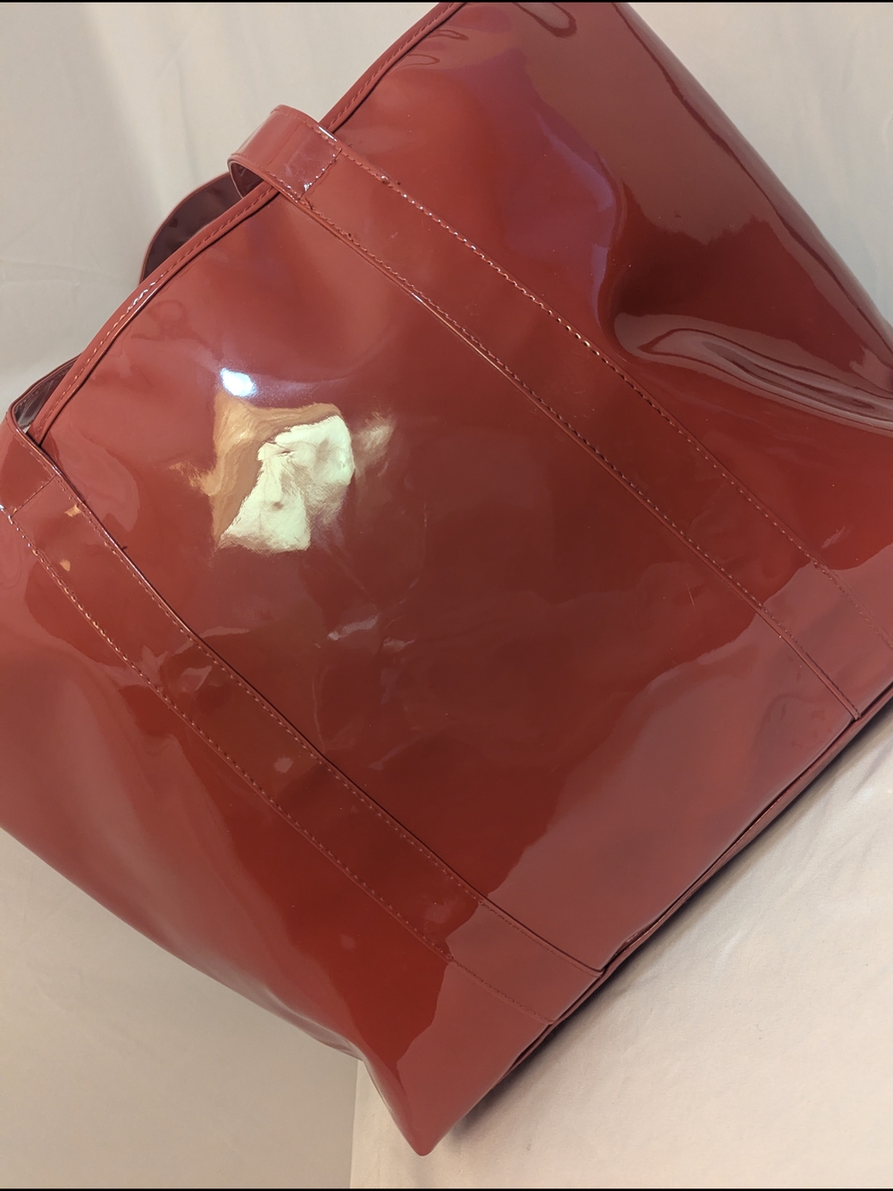 Victoria's Secret Red Patent Tote with Pink Logo and Bow Accent - Picture 4 of 4